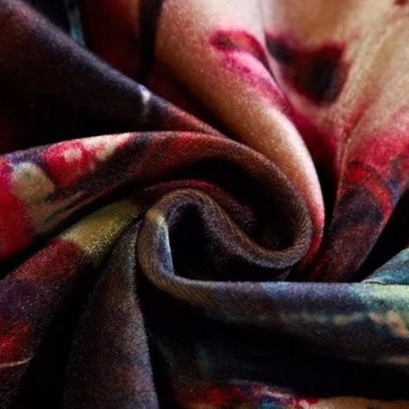 💛Eleanor Dress - Picture 3 of 4